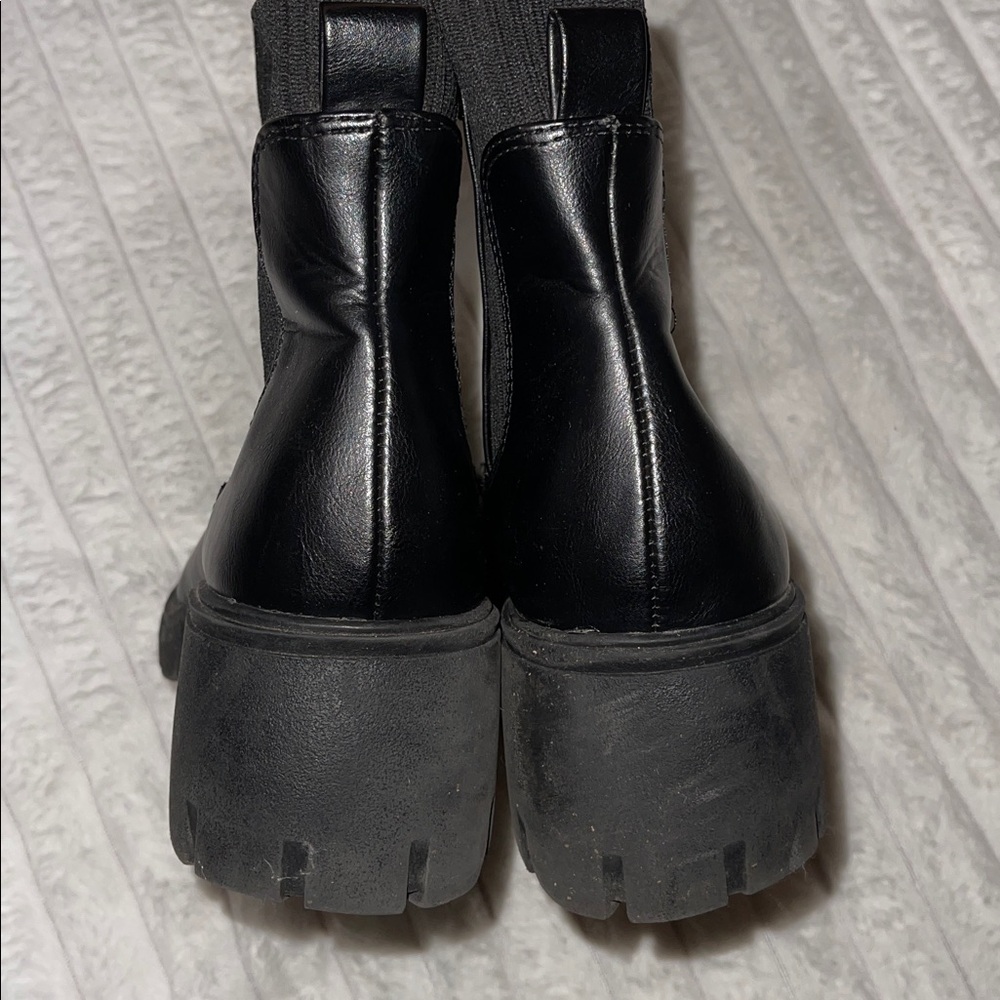 Universal Thread Black Boots | Size 9 - Picture 4 of 5